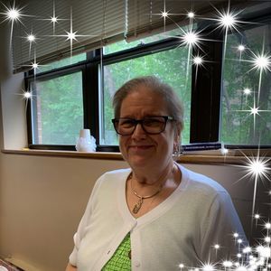 Meet your Posher, Evelyn